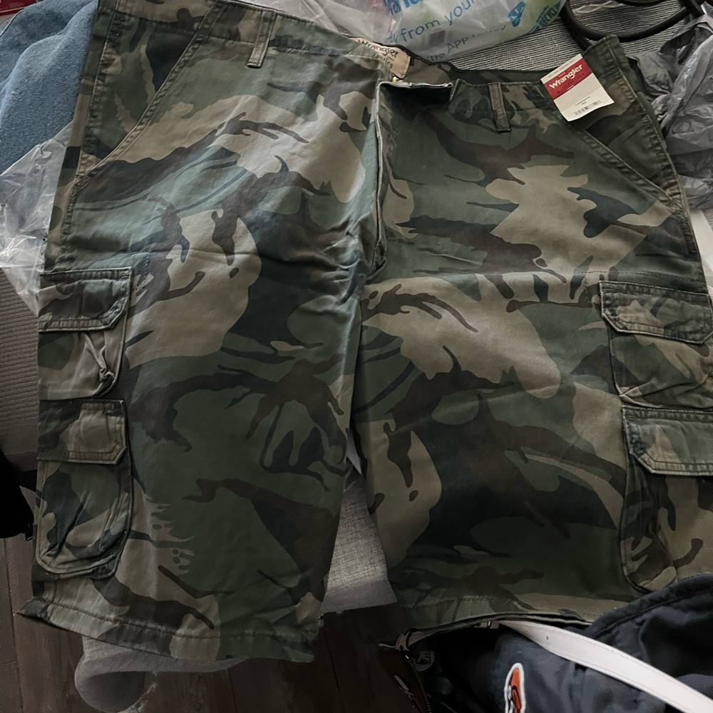 Wrangler Men's Camouflage Cargo Shorts